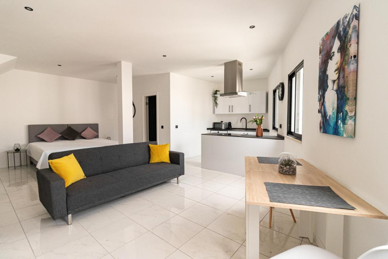 Mi Casa Es Su Casa Apartment อัลบูเฟรา ภายนอก รูปภาพ