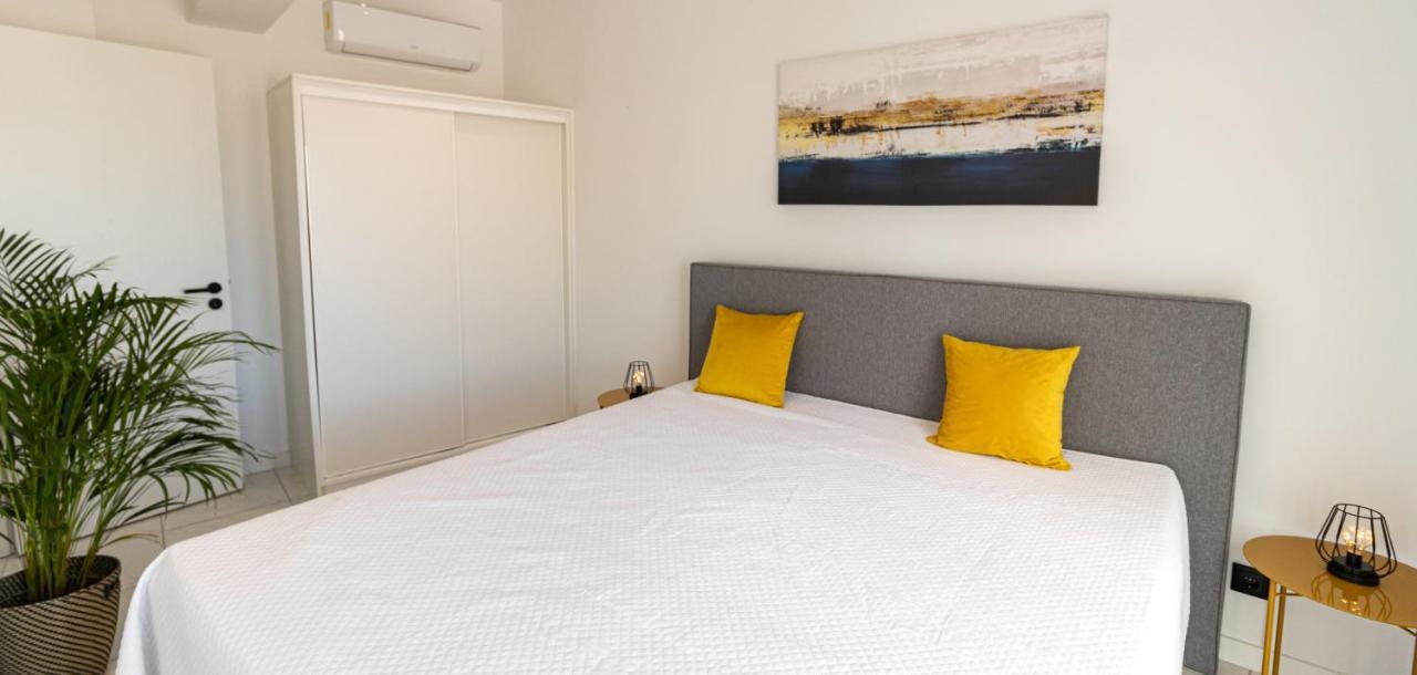 Mi Casa Es Su Casa Apartment อัลบูเฟรา ภายนอก รูปภาพ